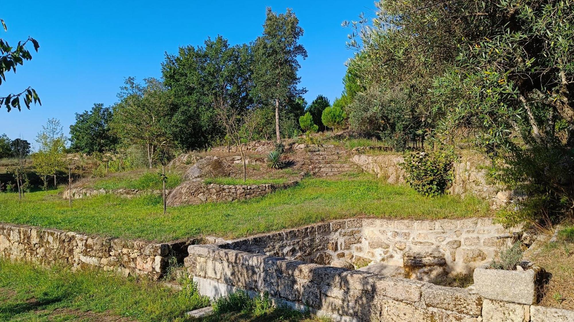Quinta Da Pedra Mija Guest House Santar Exterior photo